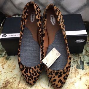 Never worn Leopard print flats